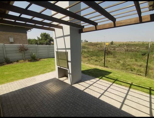 3 BEDROOM HOUSE FOR SALE IN HANSMOESKRAAL